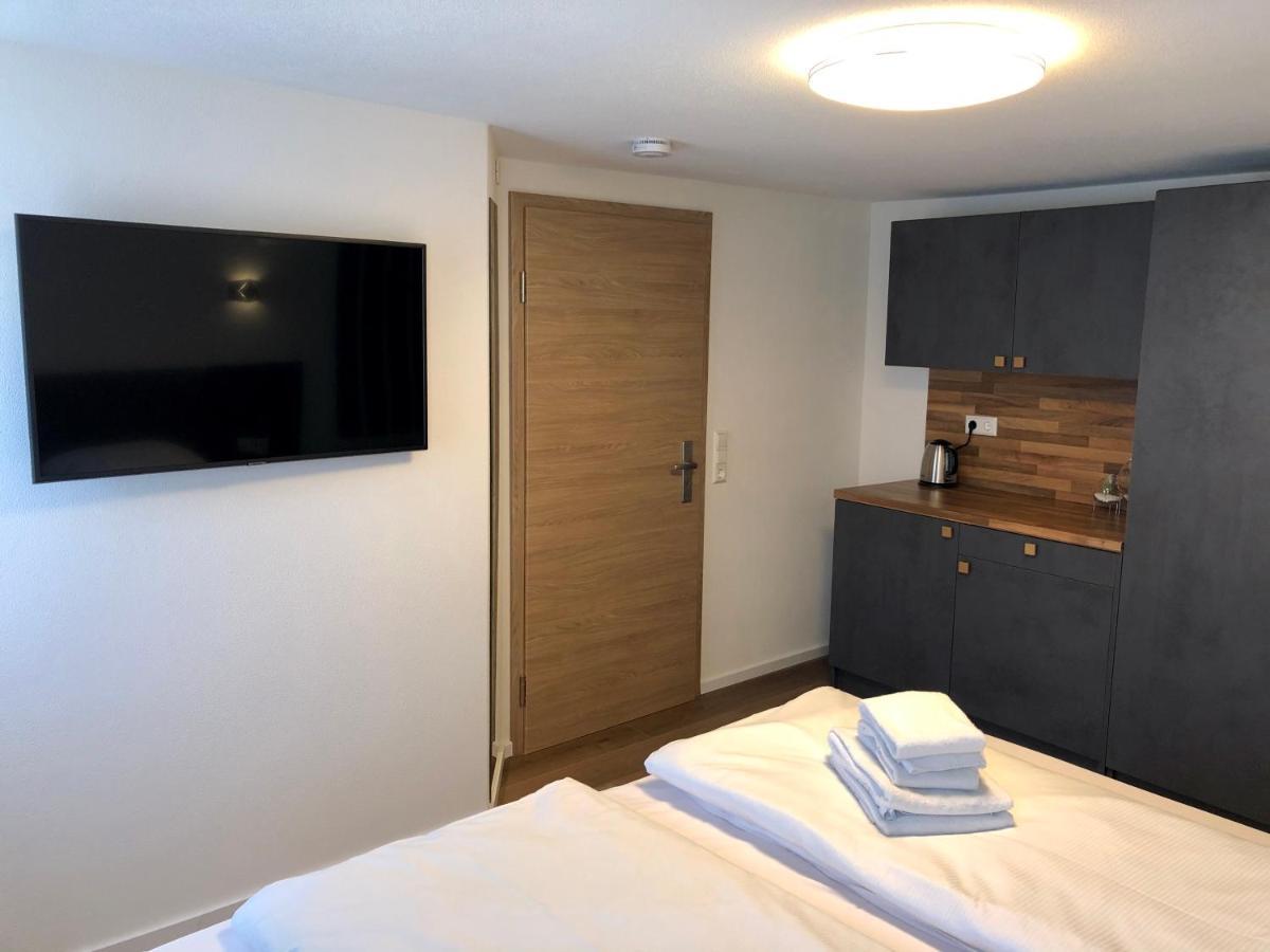 City Apartments, Outlet 100 Meter Metzingen  Esterno foto